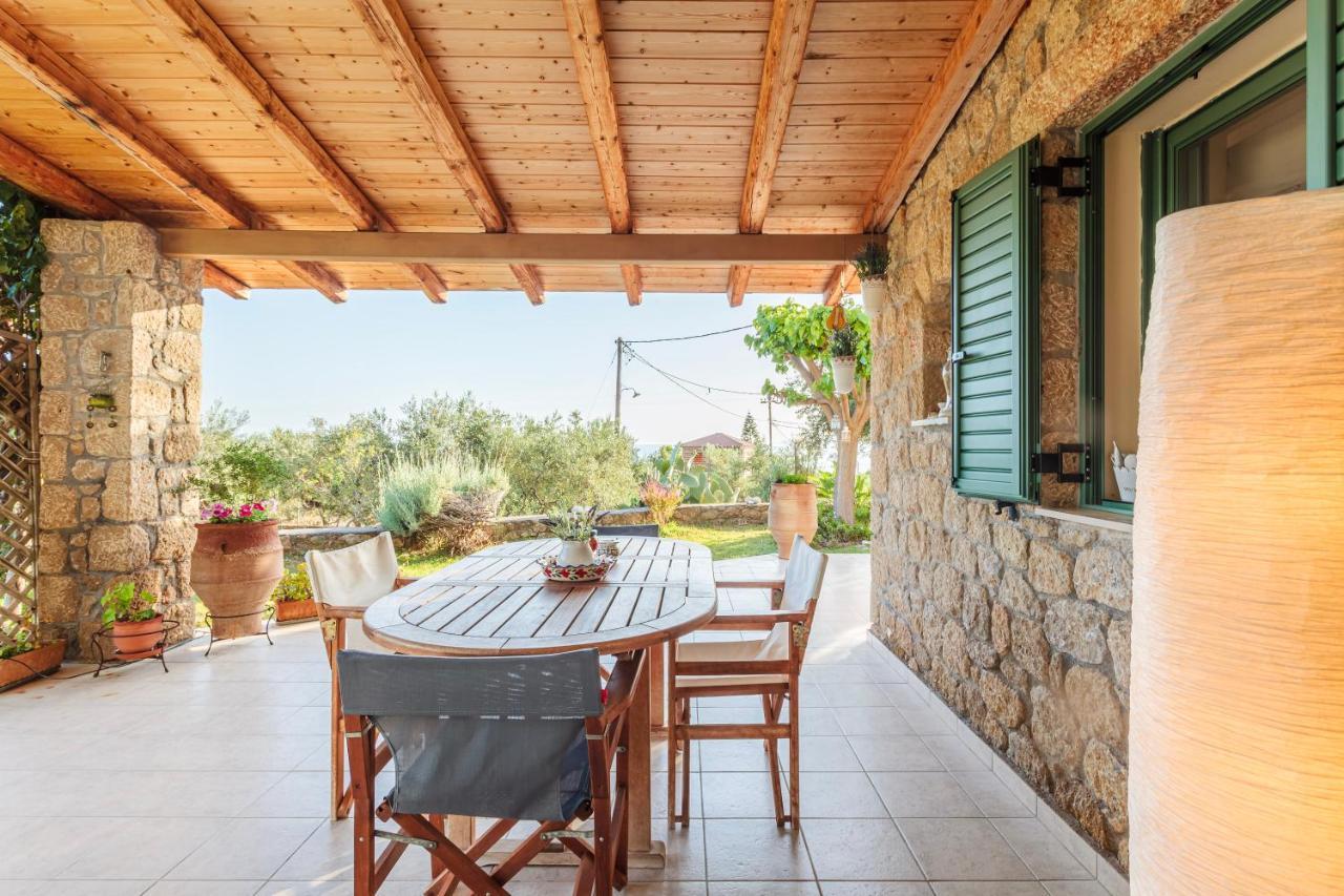 Ferienwohnung Lavender Garden Retreat - Secluded Seaside Getaway Kotronion  Exterior foto